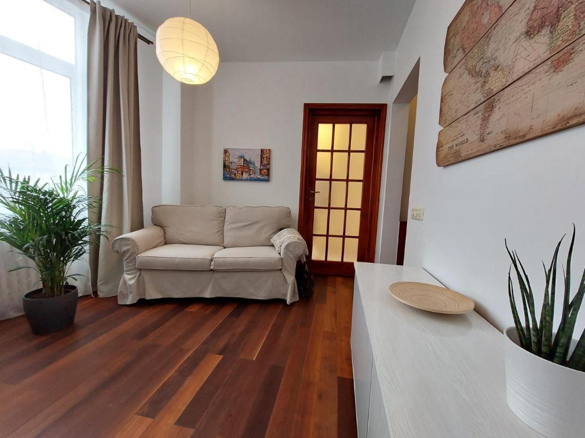 Sweet Dreams Suites Cismigiu Gardens Bucarest Esterno foto