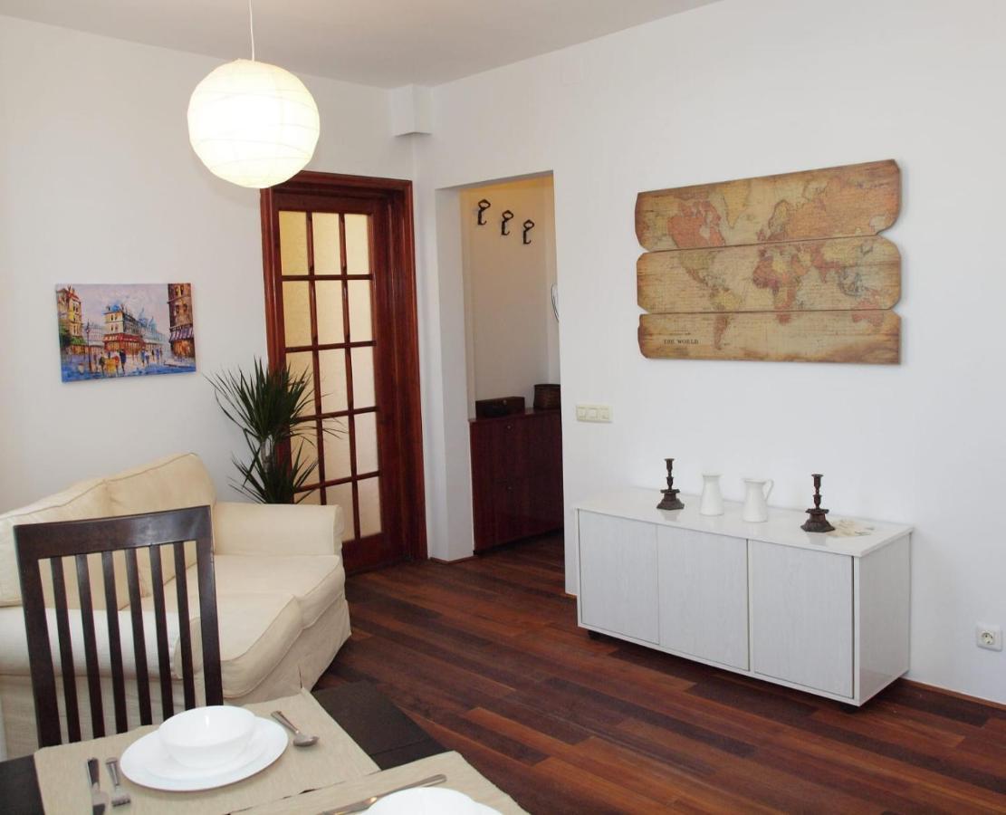 Sweet Dreams Suites Cismigiu Gardens Bucarest Esterno foto