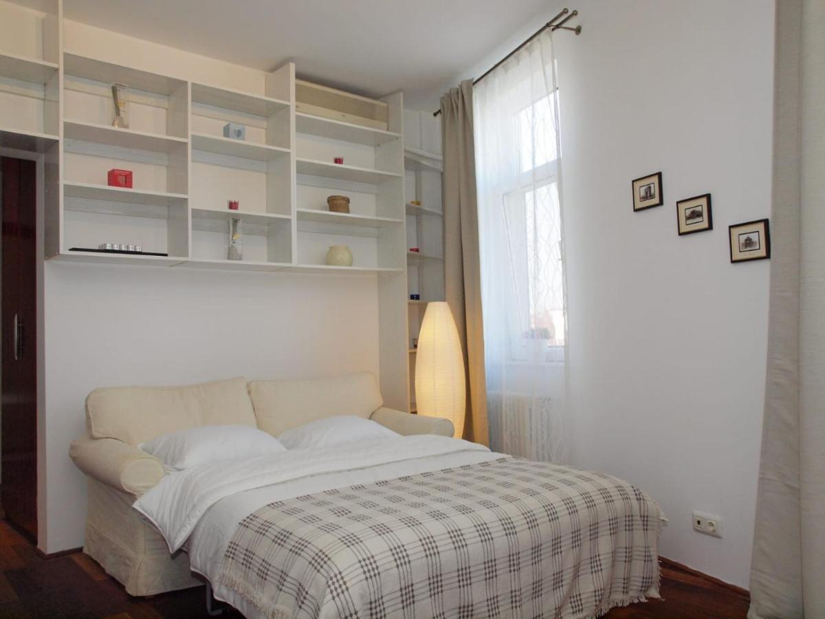 Sweet Dreams Suites Cismigiu Gardens Bucarest Esterno foto