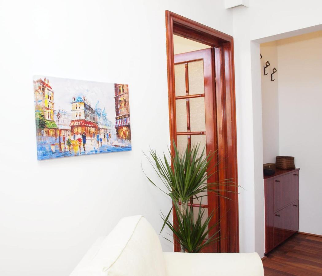Sweet Dreams Suites Cismigiu Gardens Bucarest Esterno foto