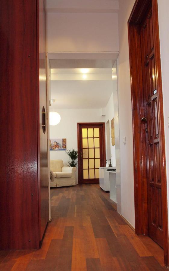 Sweet Dreams Suites Cismigiu Gardens Bucarest Esterno foto